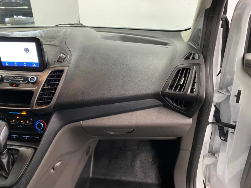 2022 Ford Transit Van XL photo 22