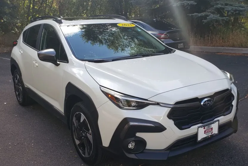 2025 Subaru Crosstrek Limited photo 1