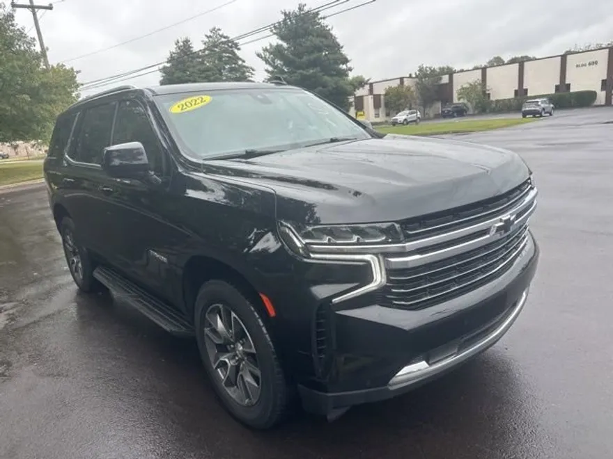 2022 Chevrolet Tahoe LT photo 1