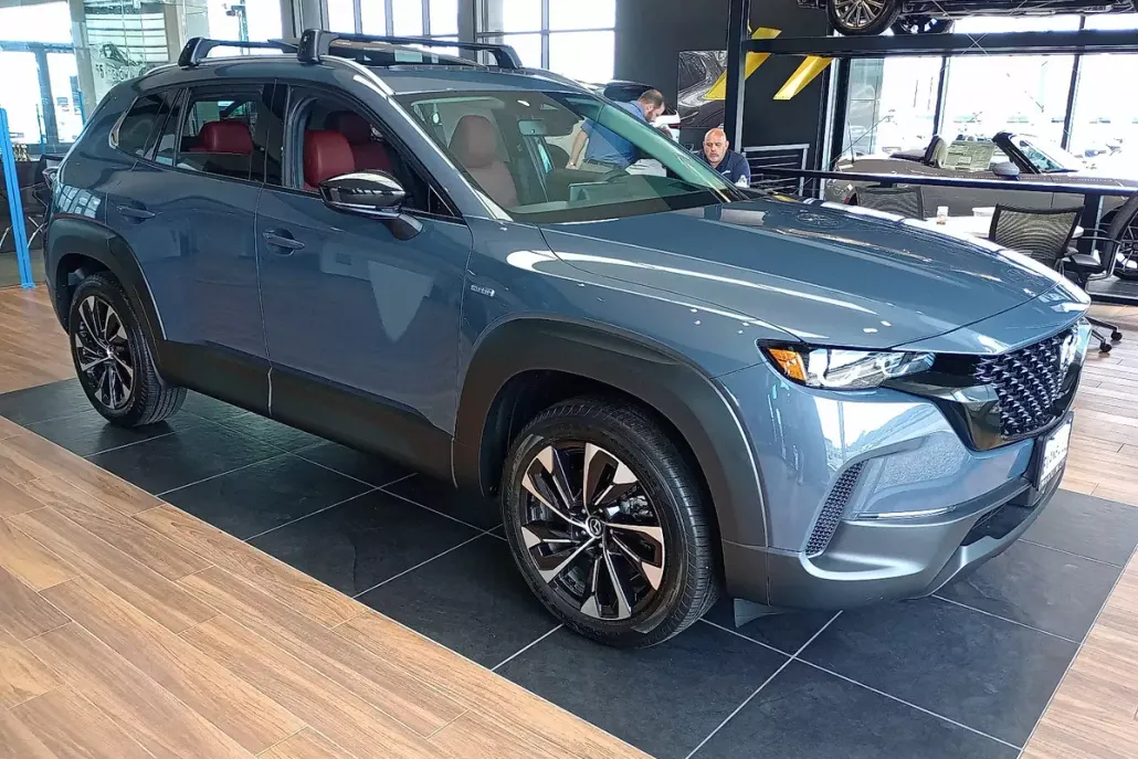 2025 Mazda CX-50 Premium Plus photo 1