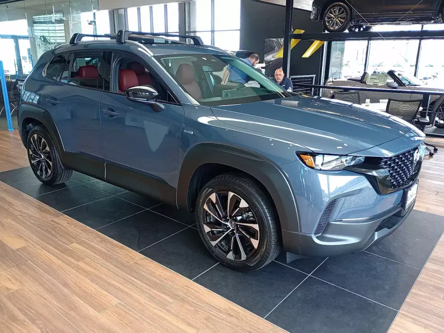 2025 Mazda CX-50 Premium Plus photo 1