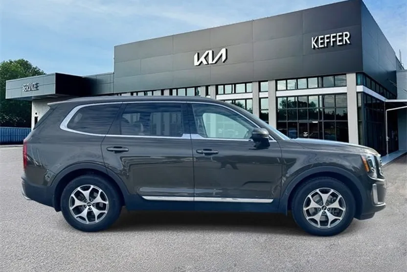2020 Kia Telluride EX photo 1