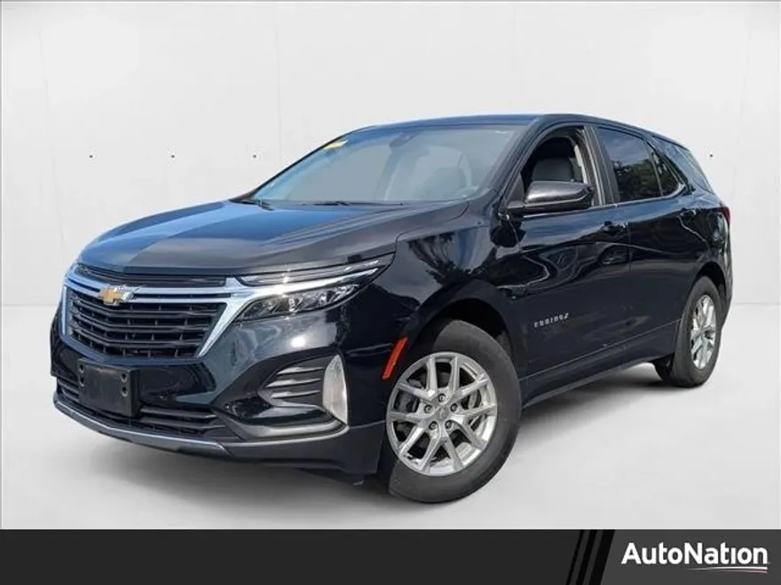 2022 Chevrolet Equinox LT photo 1