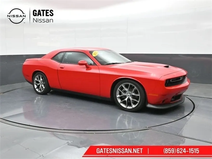 2022 Dodge Challenger GT photo 1