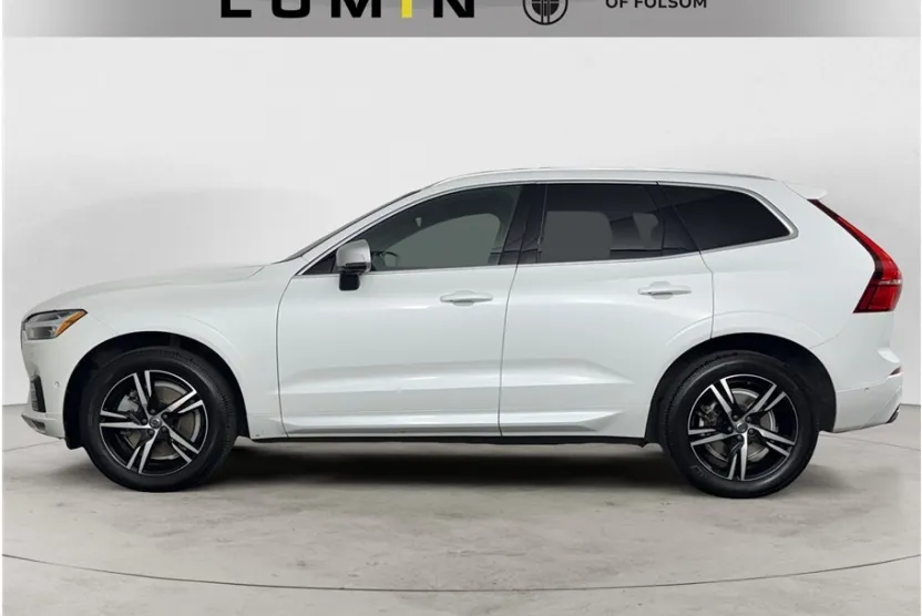 2018 Volvo XC60 T6 R-Design photo 1