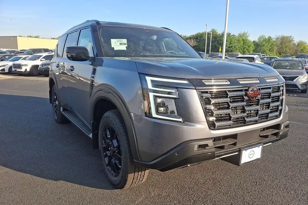 2025 Nissan Armada photo 1