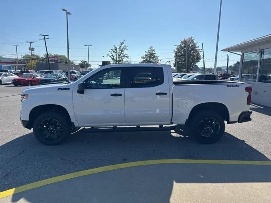 2025 Chevrolet Silverado 1500 LT Trail Boss photo 1