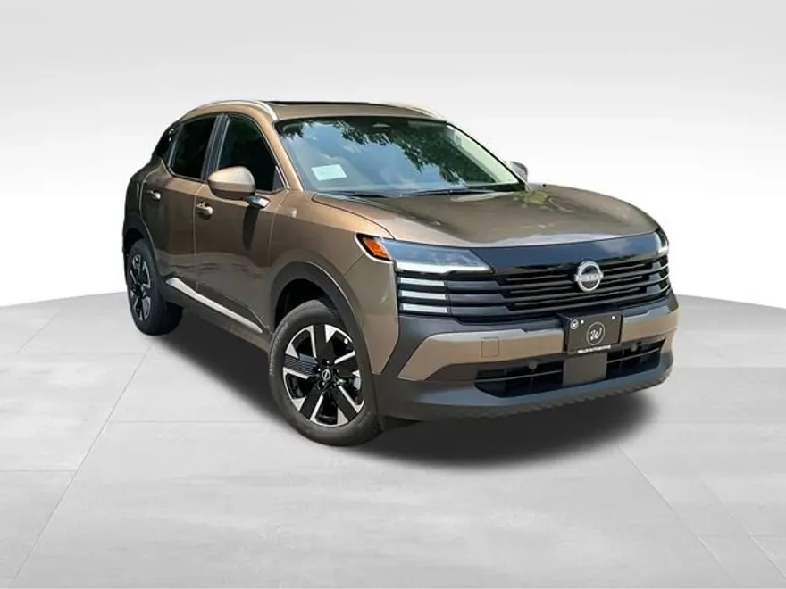 2025 Nissan Kicks SV photo 1
