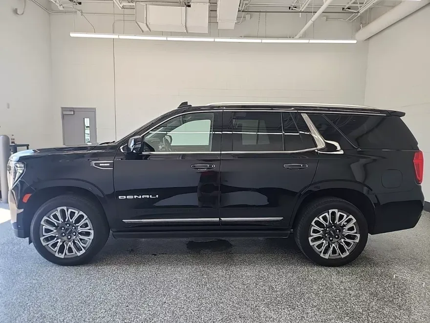 2023 Gmc Yukon Denali Ultimate photo 1
