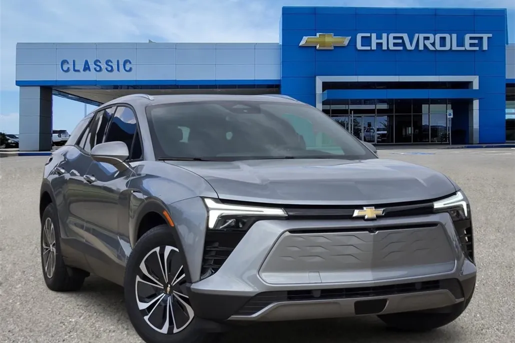 2025 Chevrolet Blazer EV photo 1