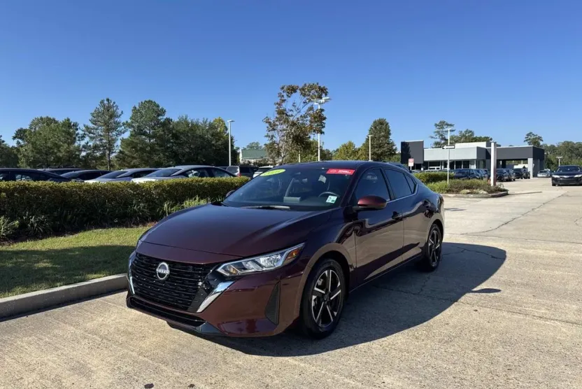 2025 Nissan Sentra SV photo 1