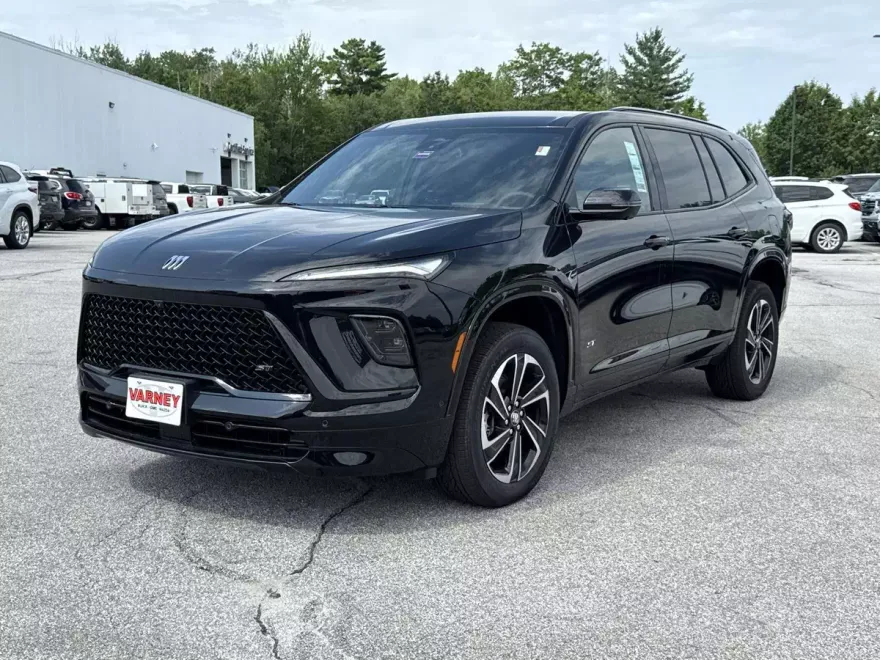 2025 Buick Enclave Sport Touring photo 1