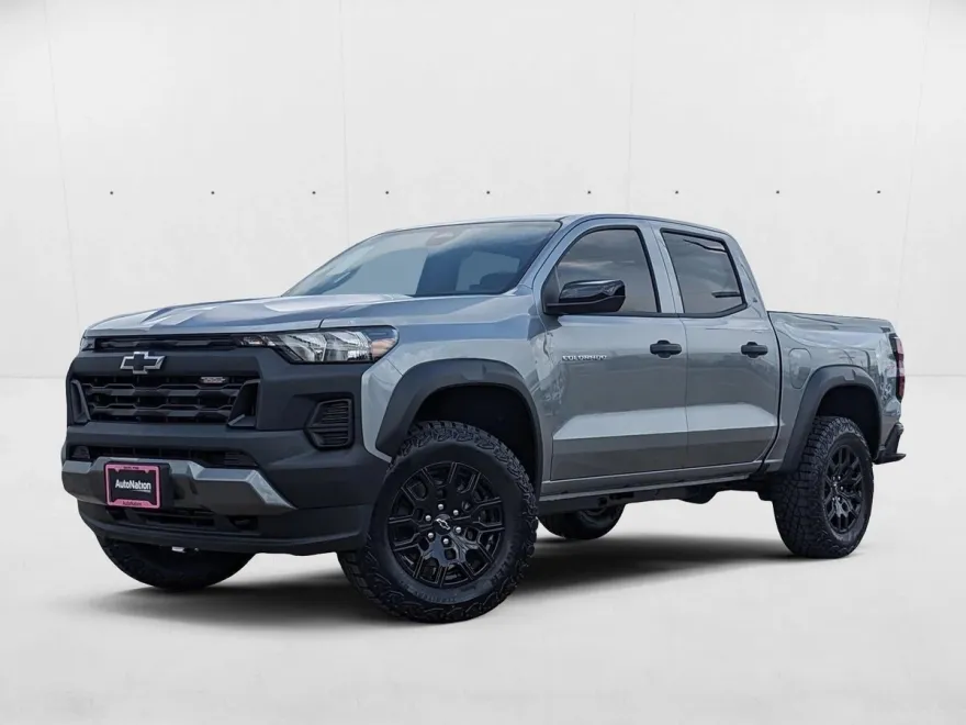 2026 Chevrolet Colorado Trail Boss photo 1