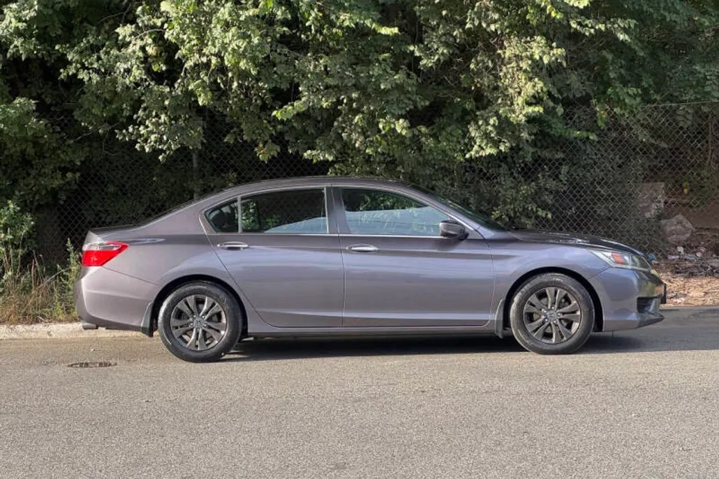 2014 Honda Accord LX photo 1
