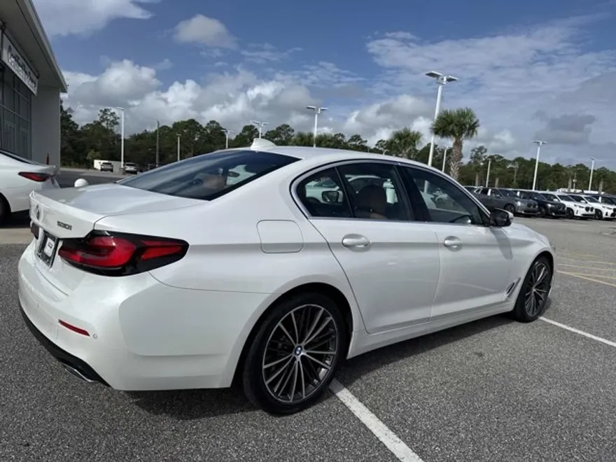 2023 Bmw 530i photo 1