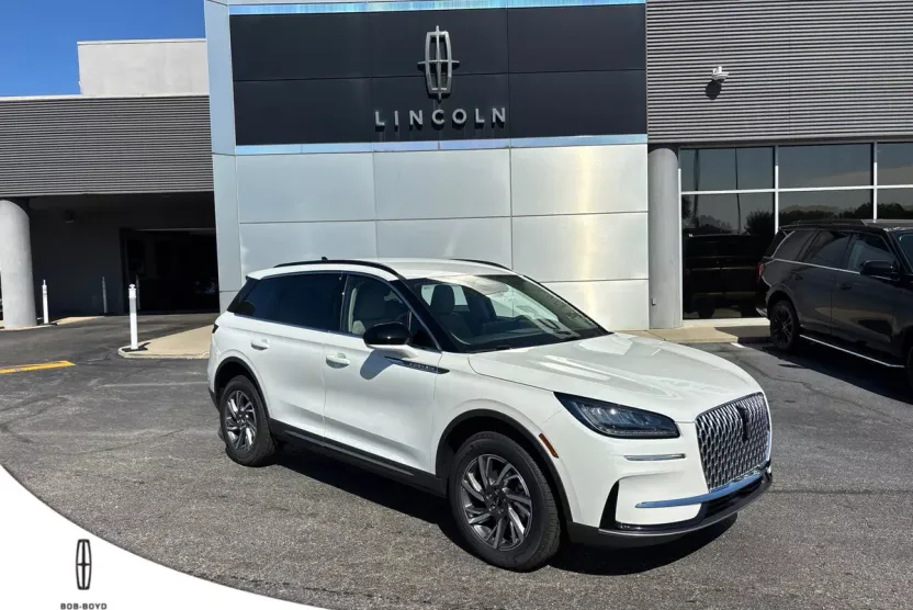 2026 Lincoln Corsair Premiere photo 1
