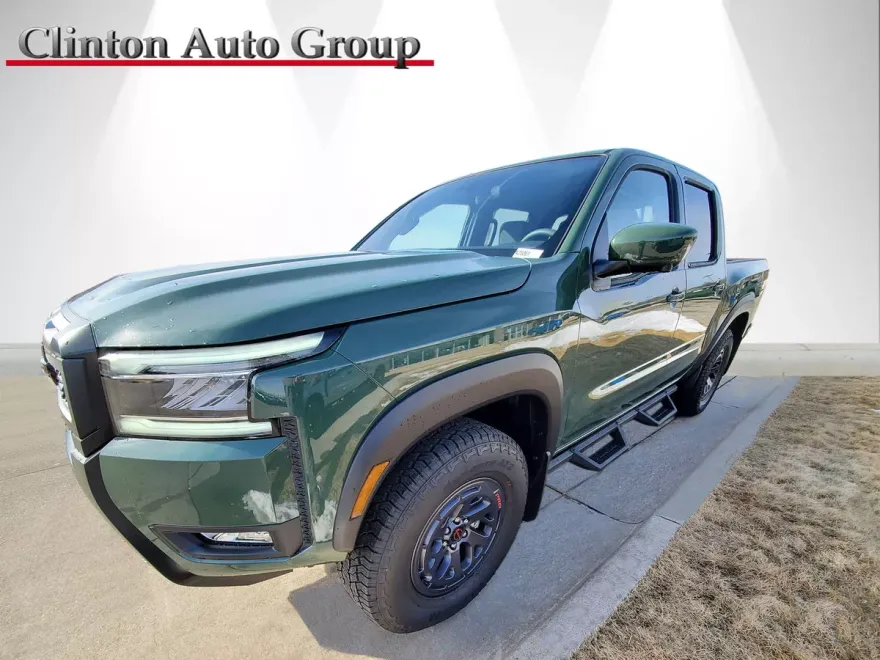 2025 Nissan Frontier PRO-4X photo 1