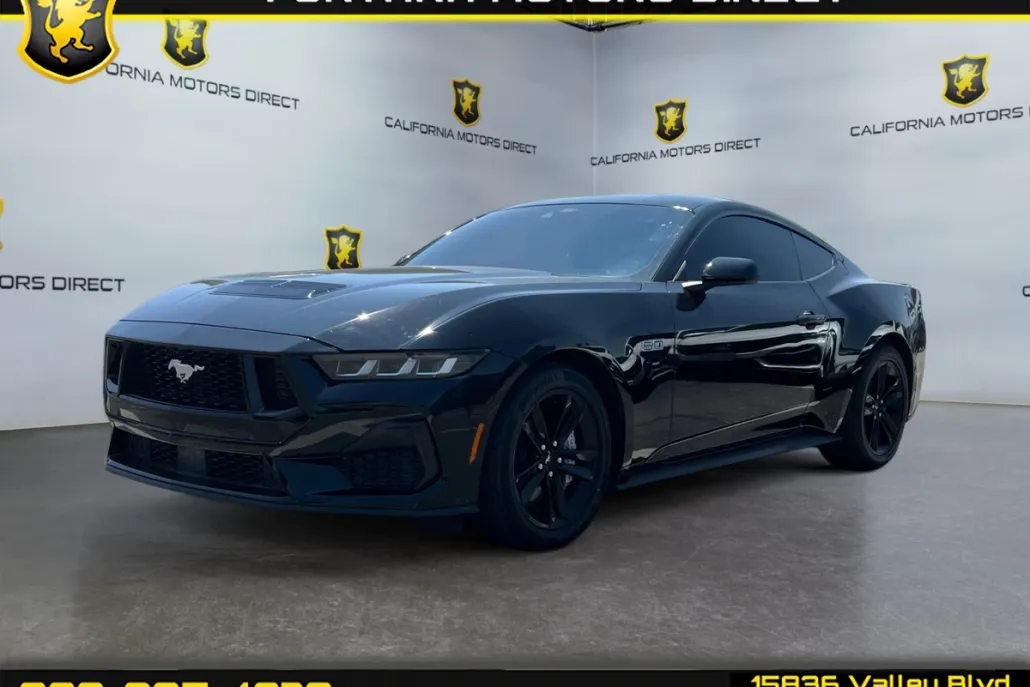 2024 Ford Mustang GT photo 1