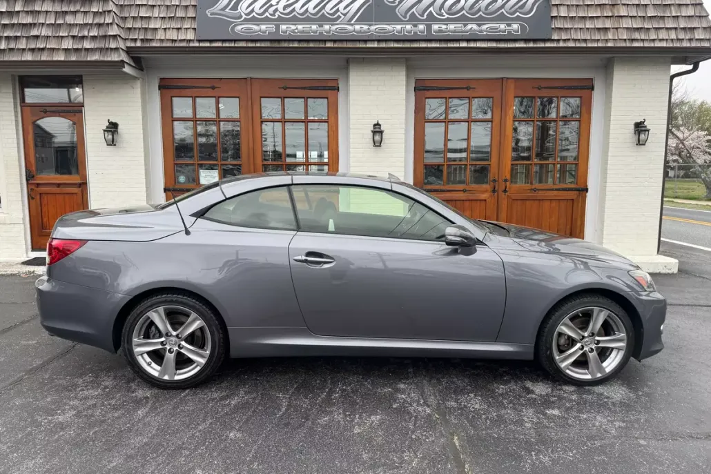 2013 Lexus IS 250C photo 1