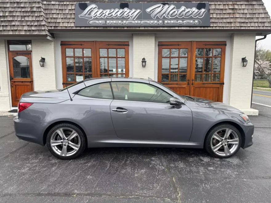 2013 Lexus IS 250C photo 1