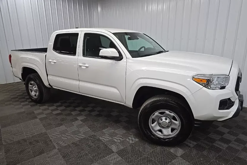 2023 Toyota Tacoma SR photo 1