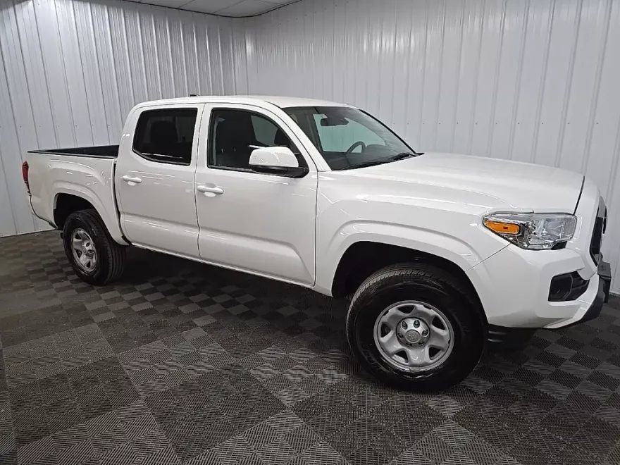 2023 Toyota Tacoma SR photo 1