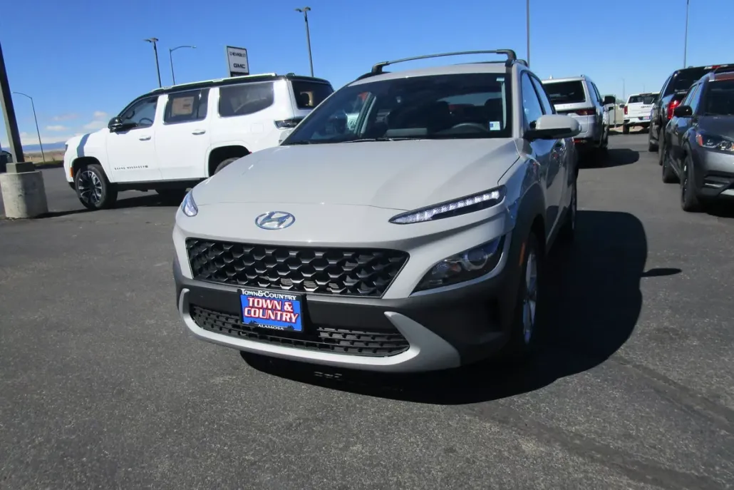 2023 Hyundai Kona SEL photo 1