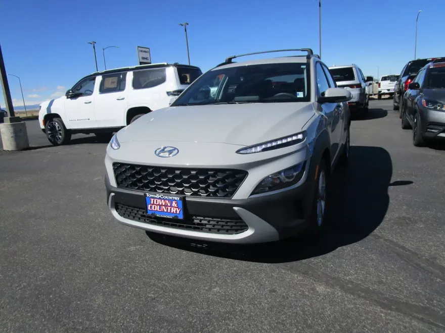2023 Hyundai Kona SEL photo 1