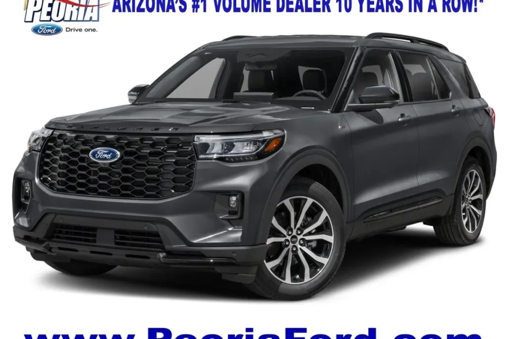 2025 Ford Explorer ST-Line photo 1