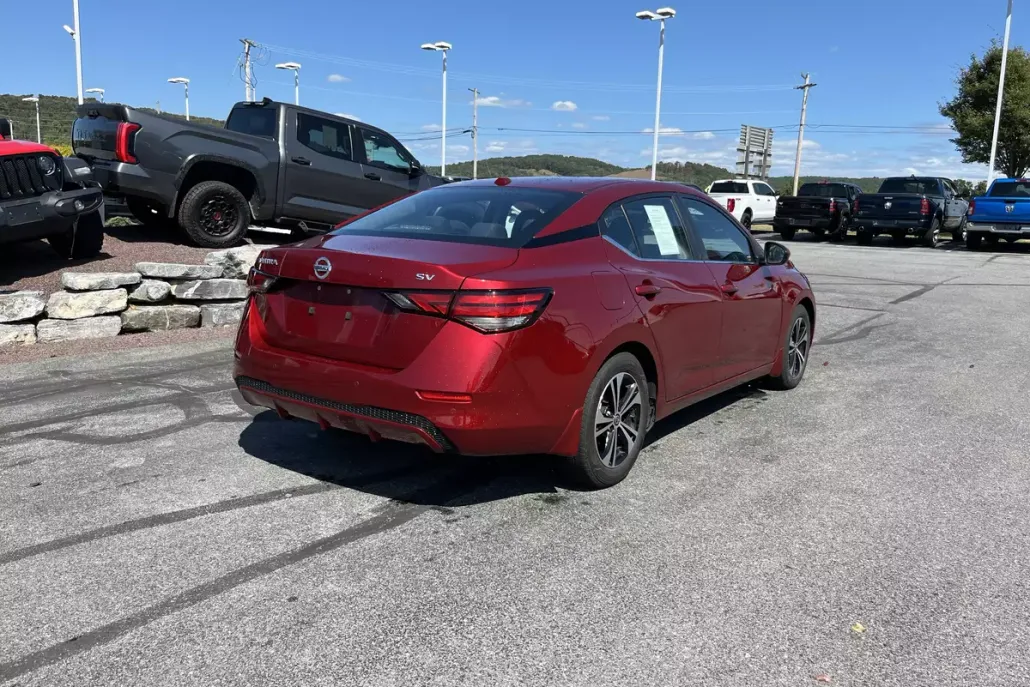 2023 Nissan Sentra SV photo 1