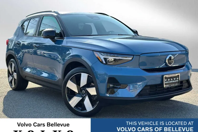 2023 Volvo XC40 Recharge Ultimate photo 1