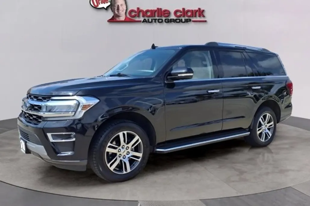 2023 Ford Expedition Limited photo 1