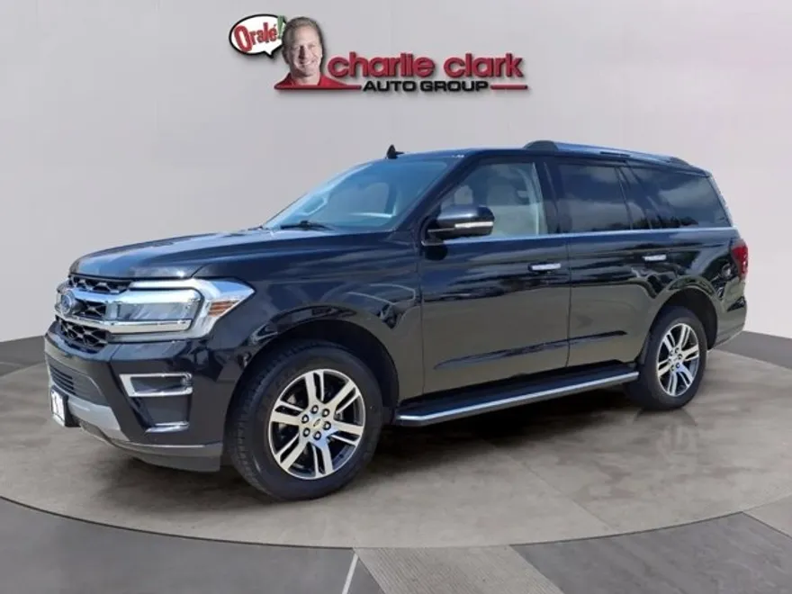 2023 Ford Expedition Limited photo 1