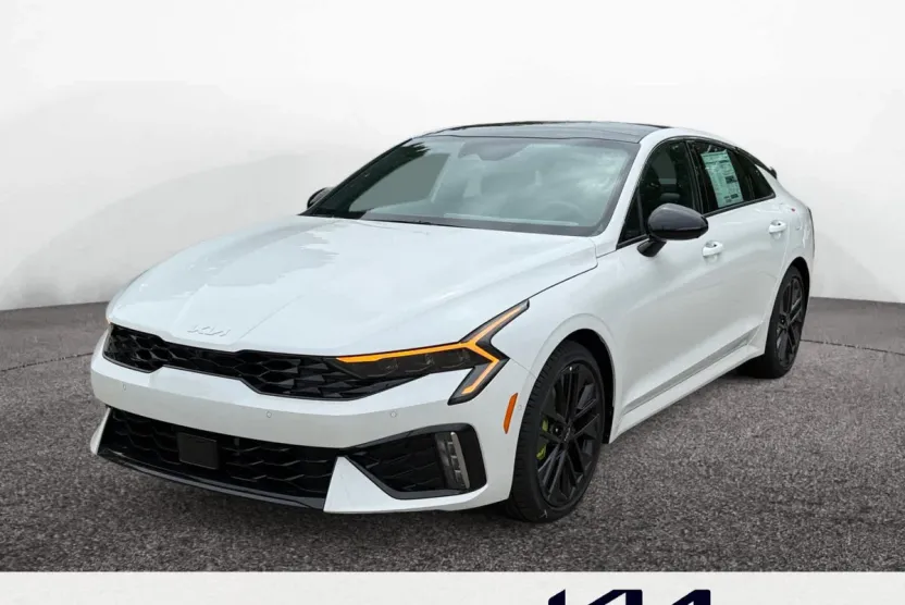 2026 Kia K5 GT photo 1