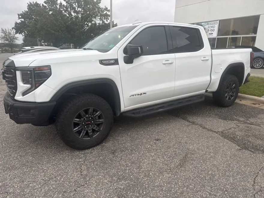 2024 Gmc Sierra 1500 AT4X photo 1