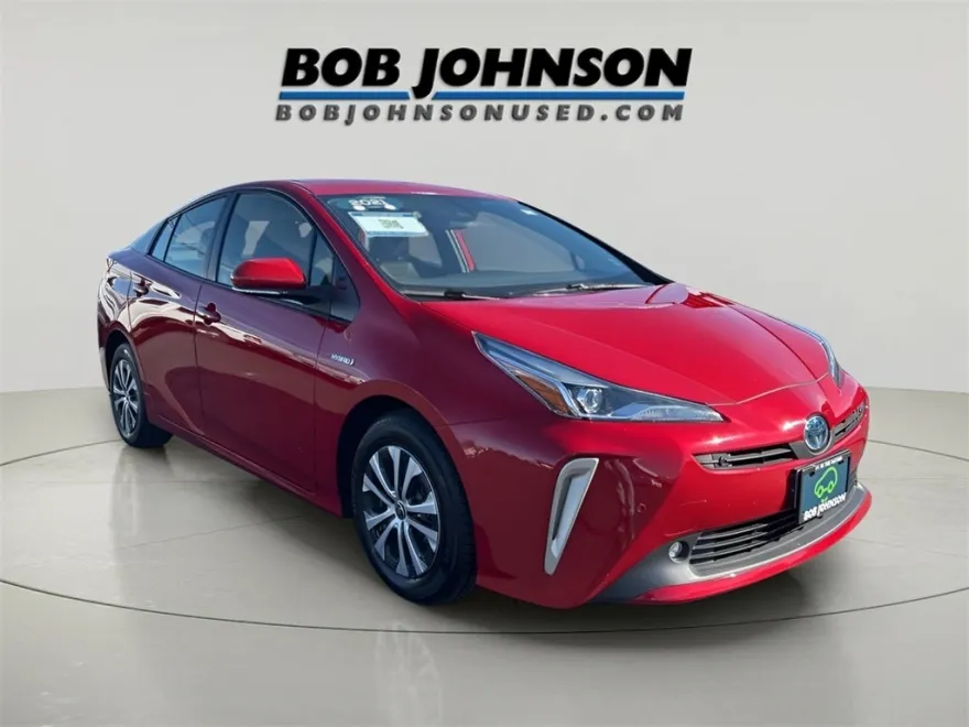 2021 Toyota Prius LE AWD-e photo 1