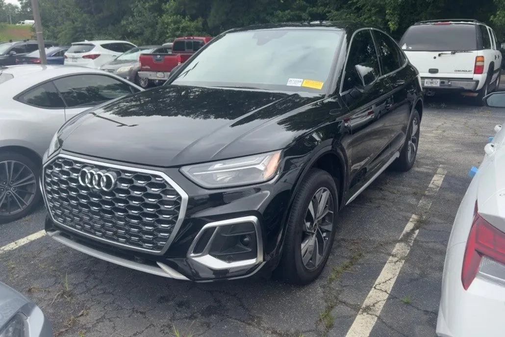 2022 Audi Q5 Sportback 45 S line Premium Plus photo 1