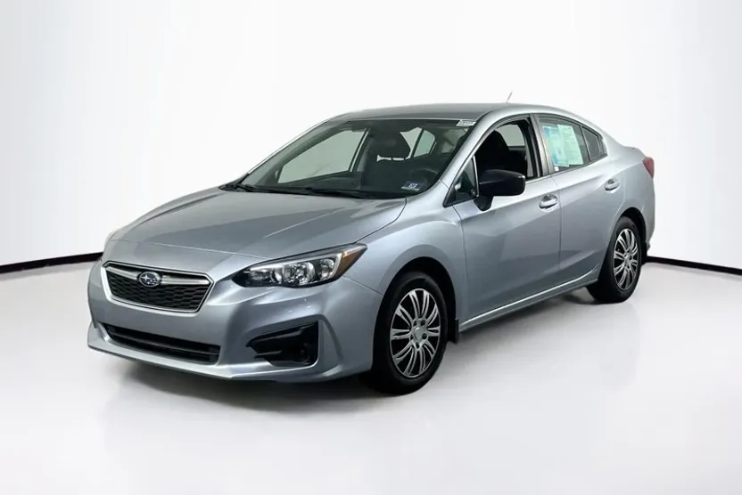 2019 Subaru Impreza 2.0i photo 1