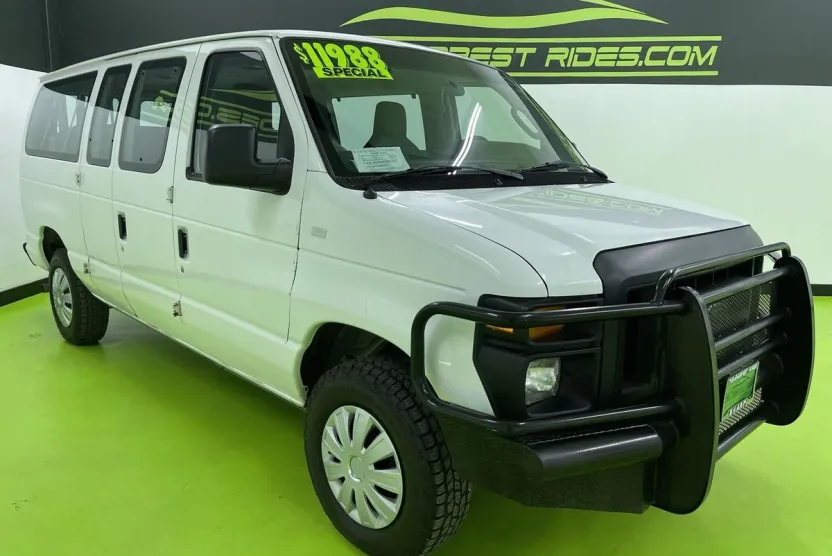 2012 Ford E-350 photo 1