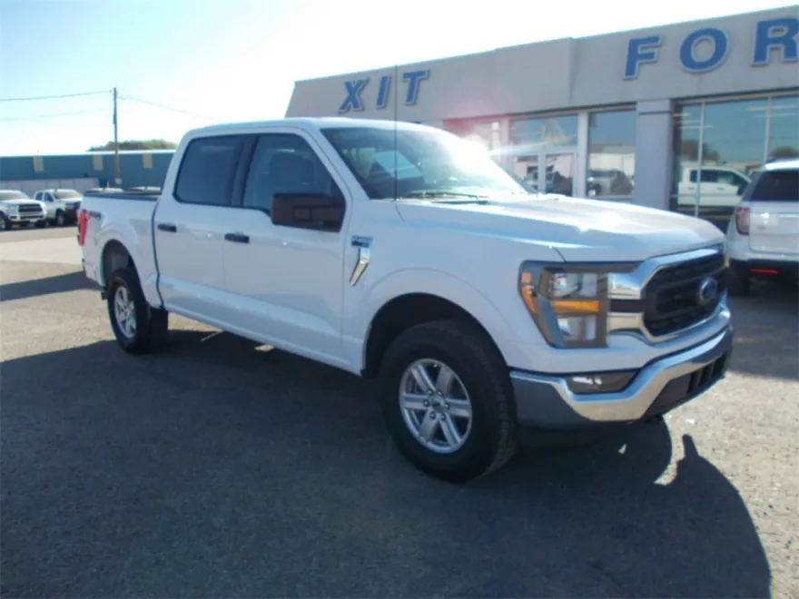 2023 Ford F-150 XLT photo 1