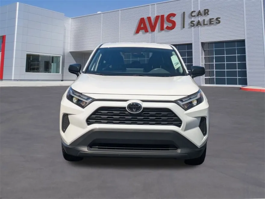 2025 Toyota RAV4 LE photo 1