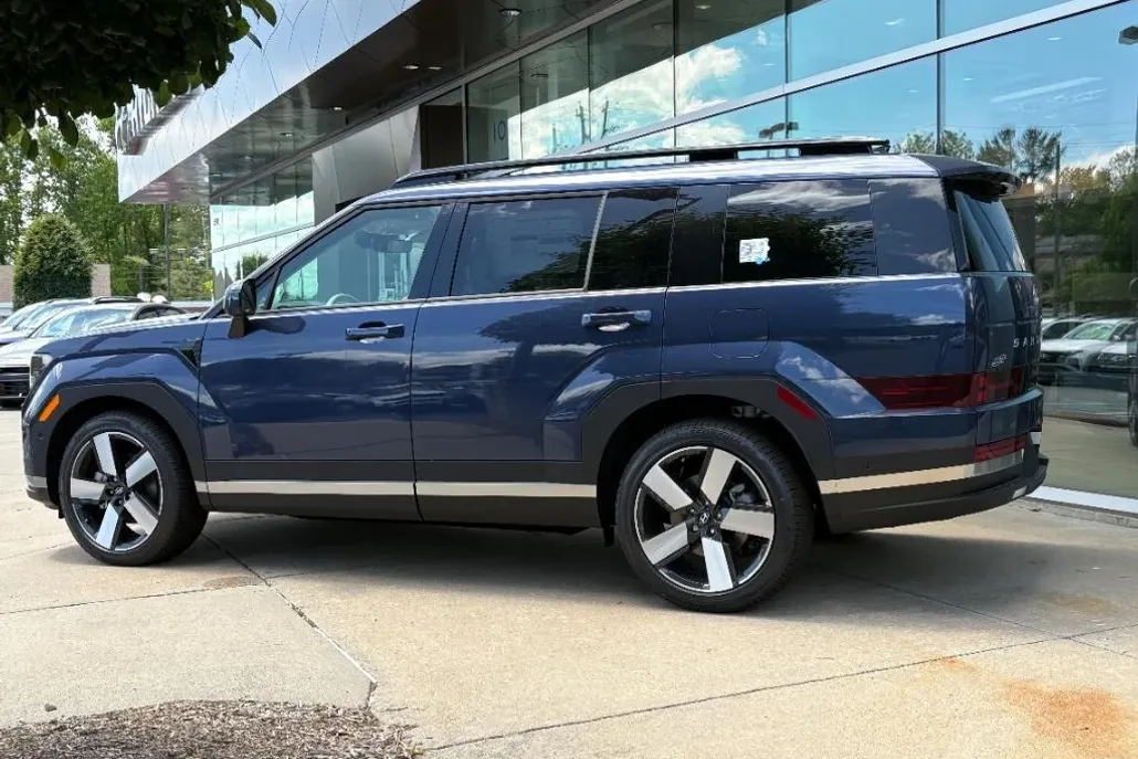 2025 Hyundai Santa Fe Limited photo 1