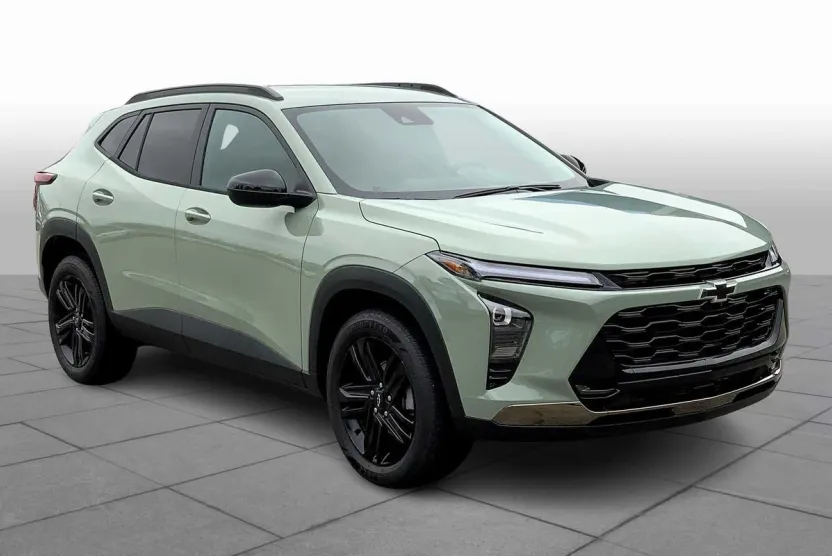 2025 Chevrolet Trax ACTIV photo 1