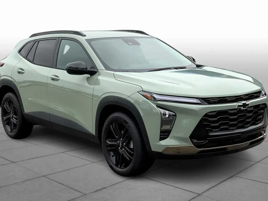 2025 Chevrolet Trax ACTIV photo 1