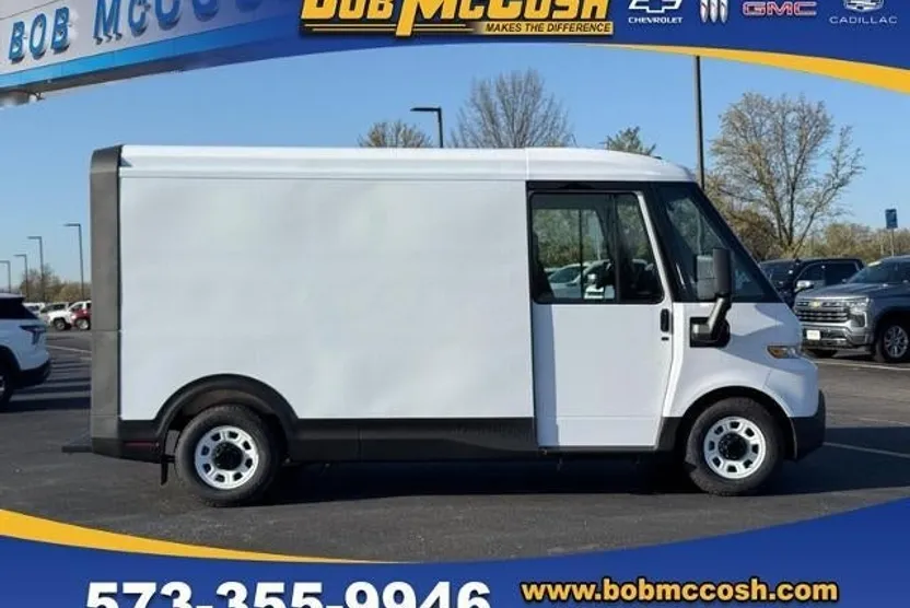2025 Chevrolet BrightDrop 400 photo 1