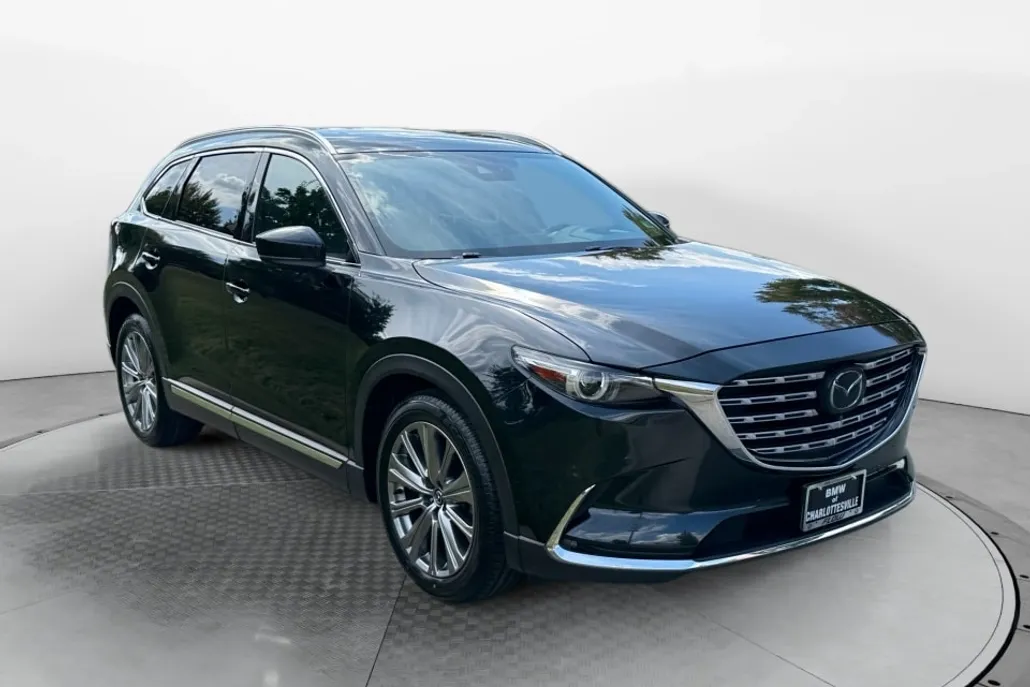2022 Mazda CX-9 Signature photo 1