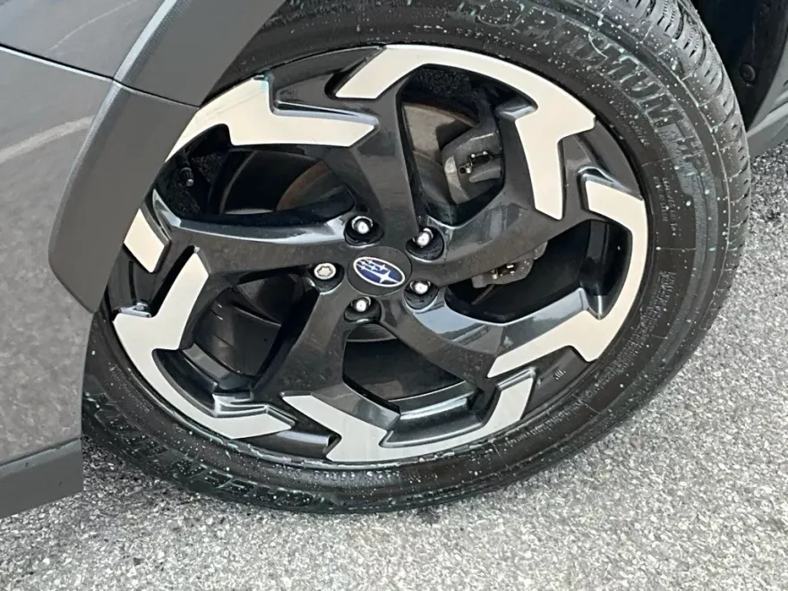 2023 Subaru Crosstrek Limited photo 1