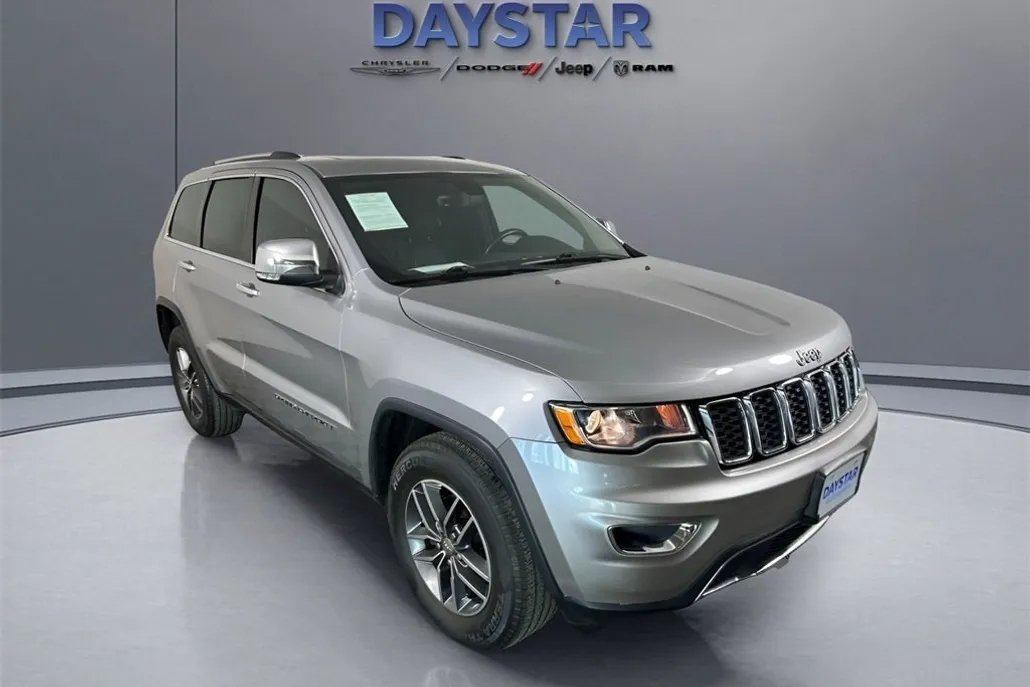 2017 Jeep Grand Cherokee Limited photo 1