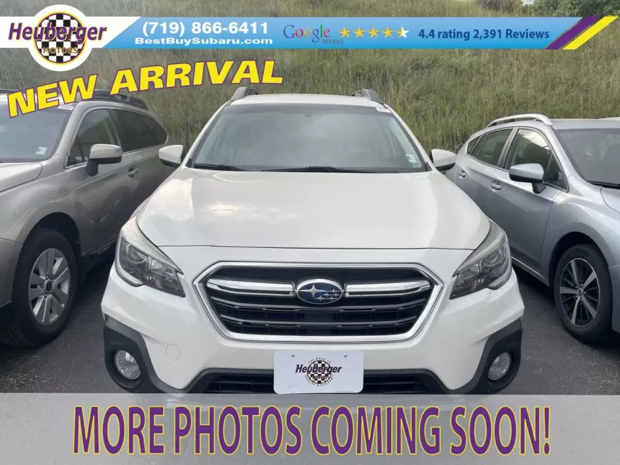 2018 Subaru Outback Premium photo 1