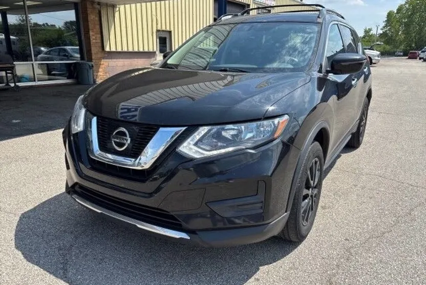 2017 Nissan Rogue S photo 1